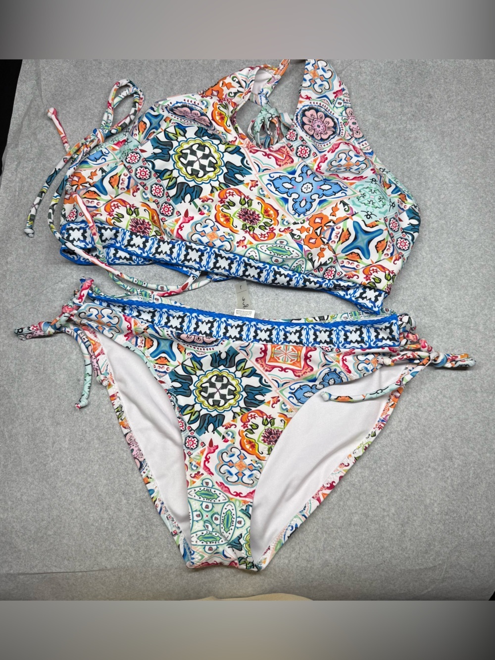 Cupshe Blue and White Mosaic-Trim Bikini Set